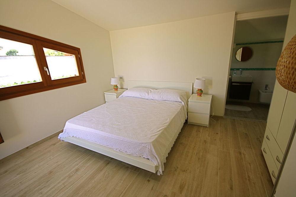 סאן תאודורו Villa Franca By Wonderful Italy מראה חיצוני תמונה